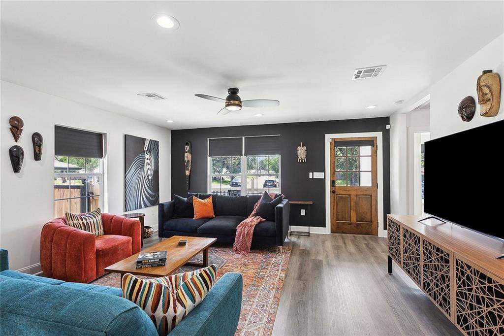New Orleans, LA 70126,4742 LOUISA DR