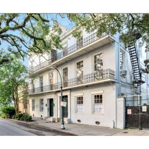 New Orleans, LA 70116,908-10 ESPLANADE AVE