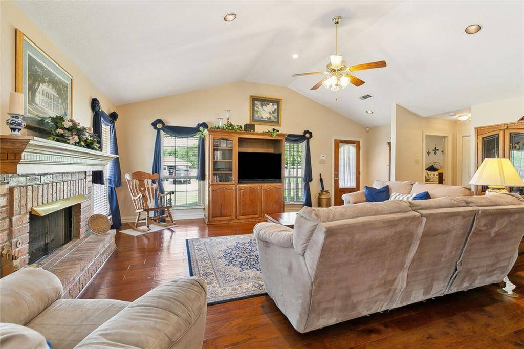 Luling, LA 70070,322 BALBOA DR