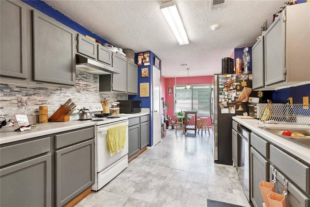 New Orleans, LA 70131,5616 TULLIS DR