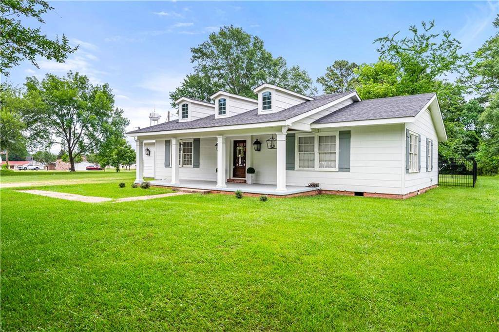 Montgomery, LA 71454,1131 CADDO ST