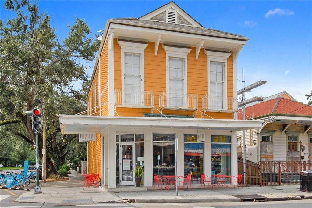 New Orleans, LA 70115,3341 MAGAZINE ST
