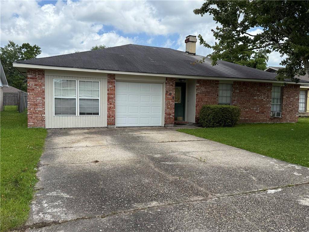 Slidell, LA 70458,106 LEONELL CIR