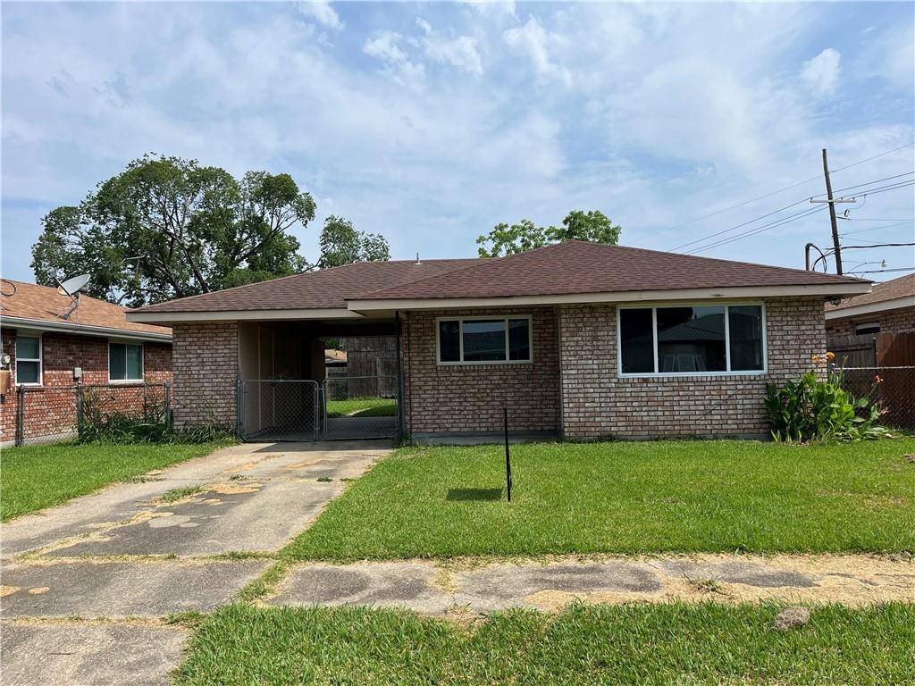 Marrero, LA 70072,2704 JEANNE ST