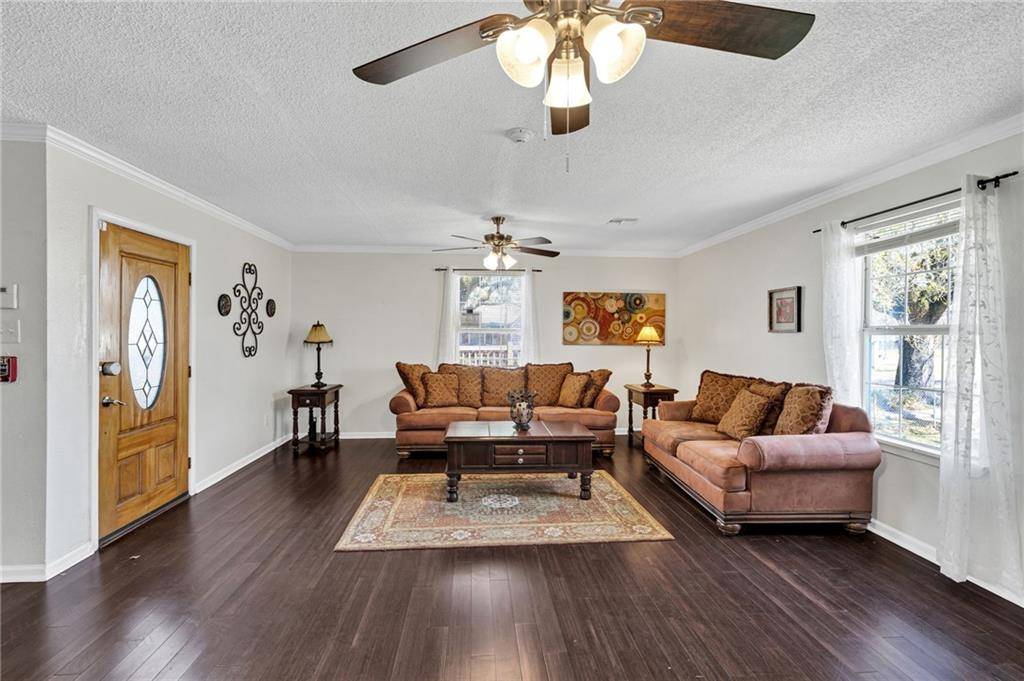 New Orleans, LA 70117,5010 ST. CLAUDE AVE