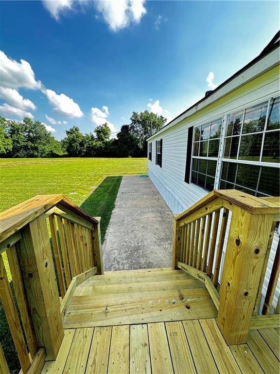 Hessmer, LA 71341,152 MATTIES LN