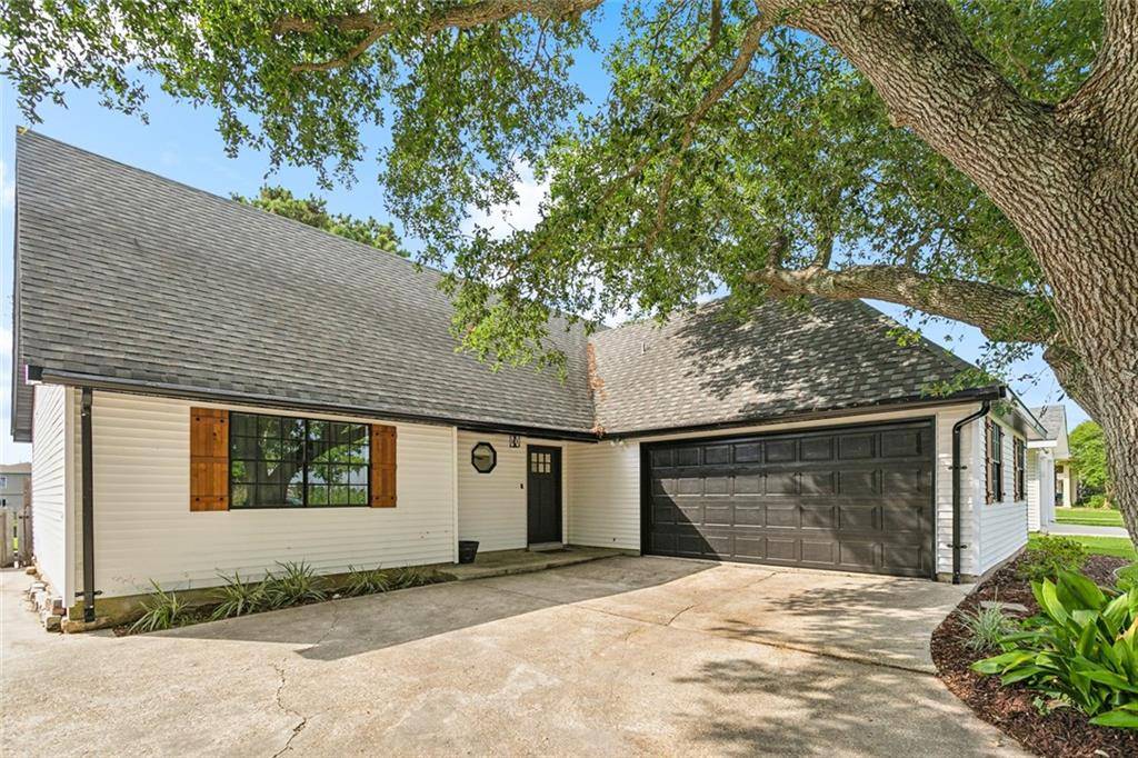 Slidell, LA 70461,352 MOONRAKER DR