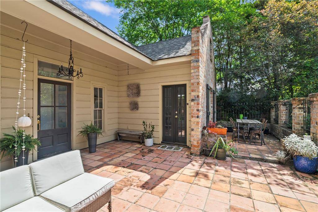 Mandeville, LA 70471,225 SILVER MAPLE DR