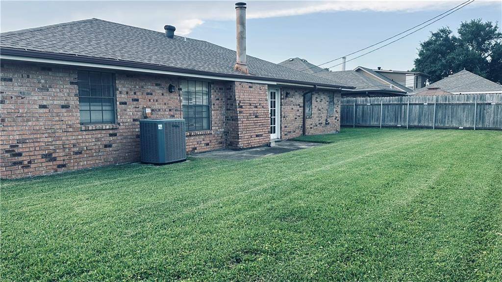 Westwego, LA 70094,1217 OLDE OAKS DR