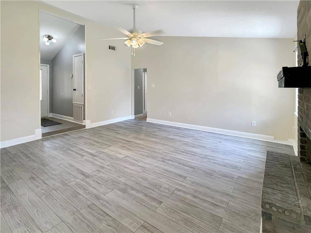 Slidell, LA 70461,128 HOLLOWROCK CT
