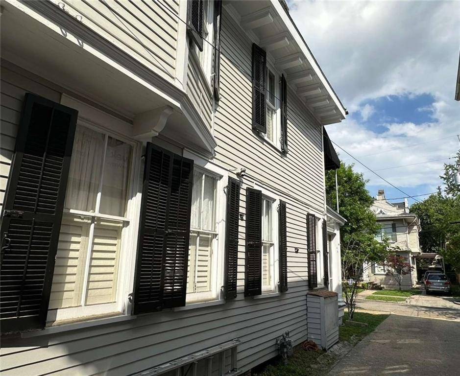 New Orleans, LA 70118,1228 PINE ST