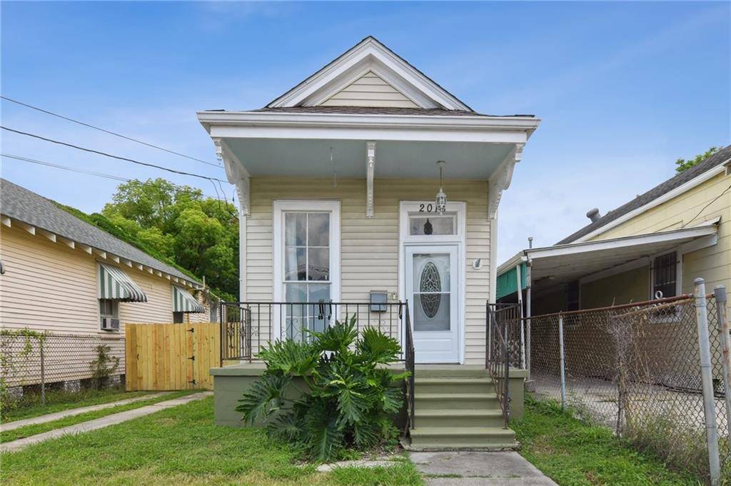 New Orleans, LA 70118,2018 ADAMS ST