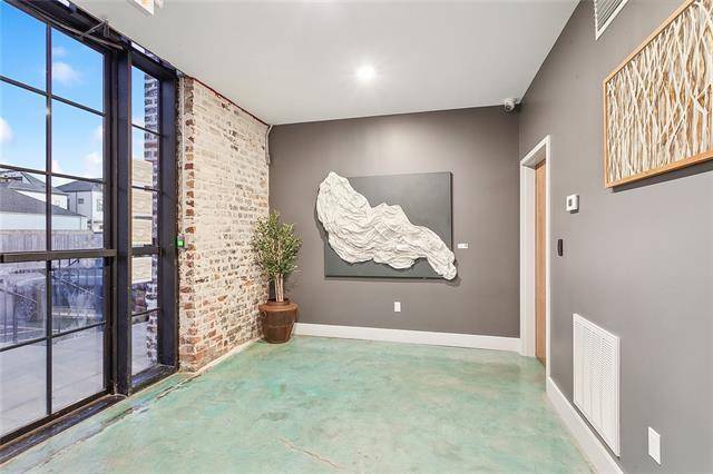 New Orleans, LA 70114,801 PATTERSON RD #104