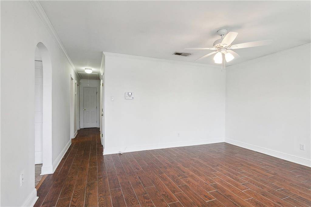 Kenner, LA 70065,3665 W LOUISIANA STATE DR