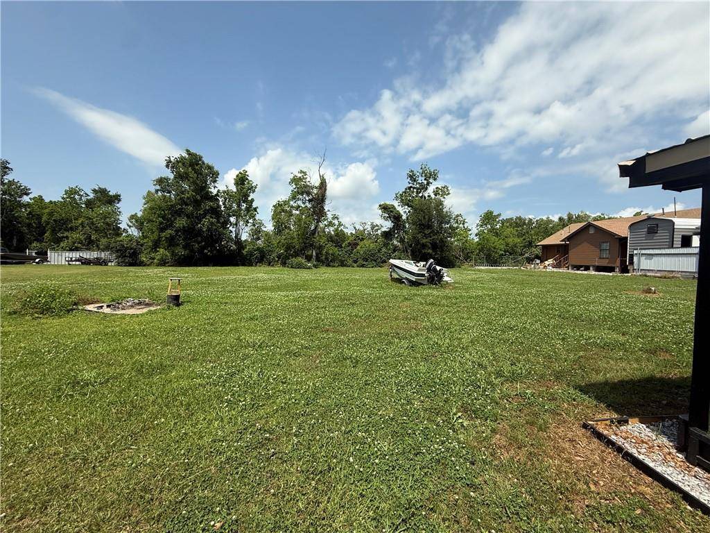 Marrero, LA 70072,5022 MCMURTRY ST