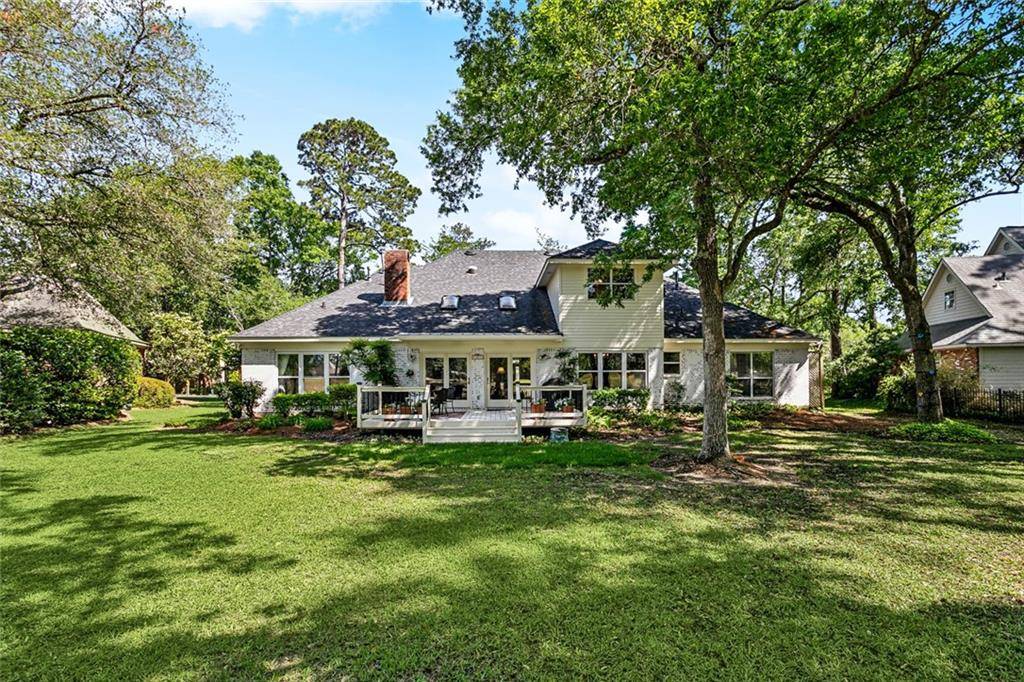 Mandeville, LA 70471,511 BEAU CHENE DR