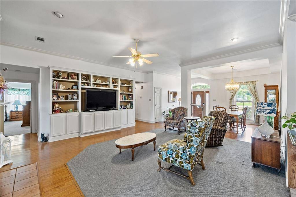 Ponchatoula, LA 70454,18332 HONEYSUCKLE DR