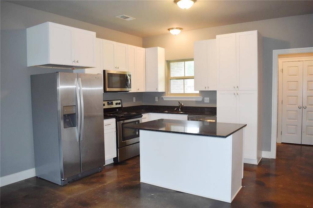 Ponchatoula, LA 70454,119 VILLAGE OAKS BLVD
