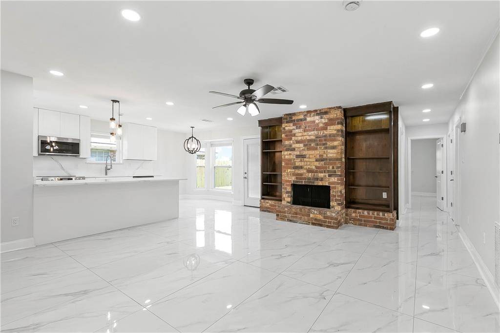 Kenner, LA 70065,30 NORMANDY DR