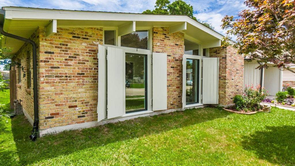 Metairie, LA 70003,2924 ELIZABETH ST