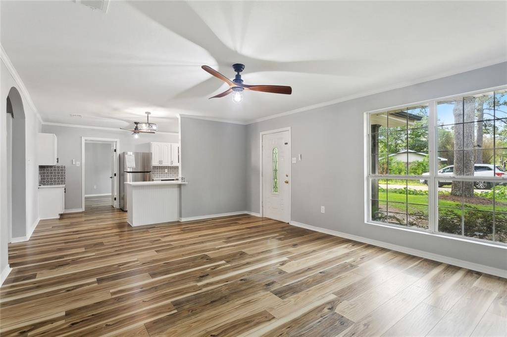 Slidell, LA 70460,112 OAKWOOD DR