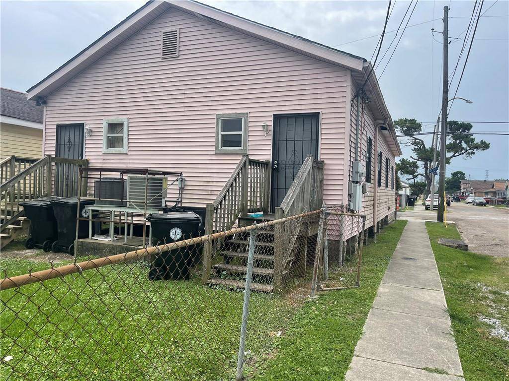 New Orleans, LA 70118,8839 COLAPISSA ST