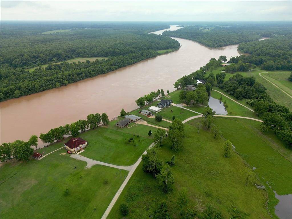 Marksville, LA 71351,272 LUCY BELLE DR