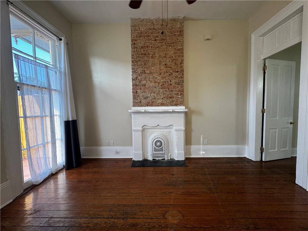 New Orleans, LA 70115,3313 BARONNE ST