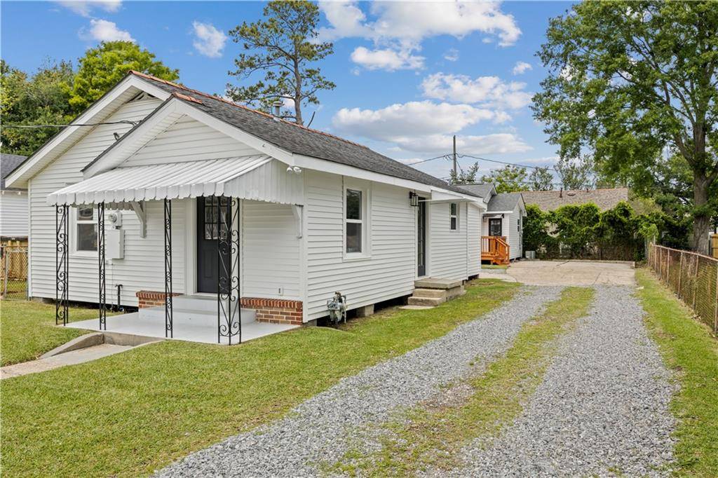 Jefferson, LA 70121,2109 JAMES ST