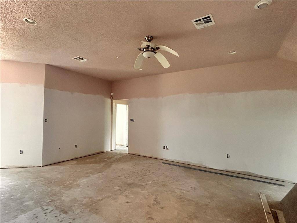 La Place, LA 70068,108 NICOLE DR