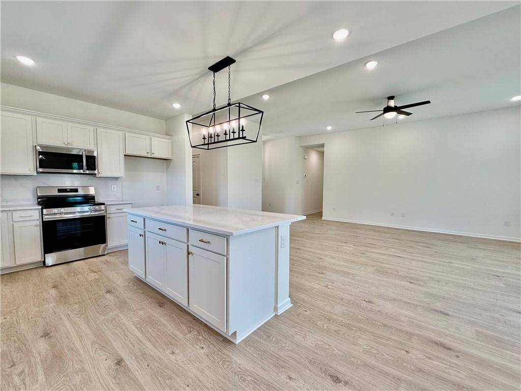 Ponchatoula, LA 70454,23585 EAGLE DR