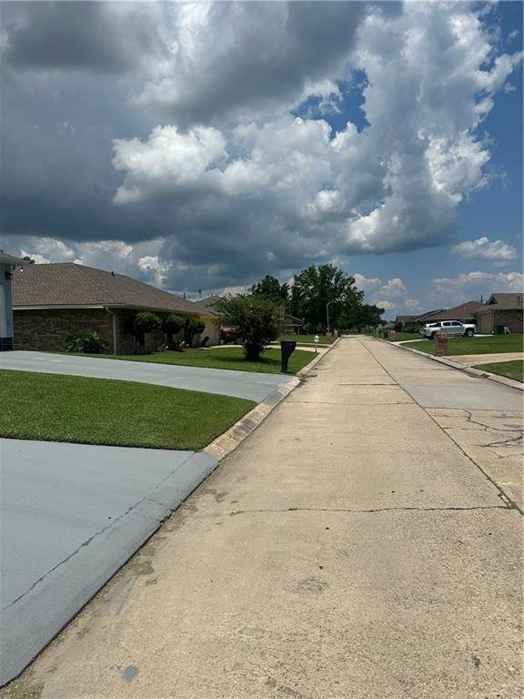 La Place, LA 70068,131 BELLE GROVE DR