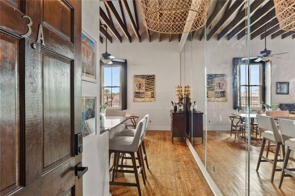 New Orleans, LA 70115,4716 ANNUNCIATION ST #3A