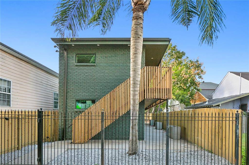 New Orleans, LA 70113,2115 DANNEEL ST #201