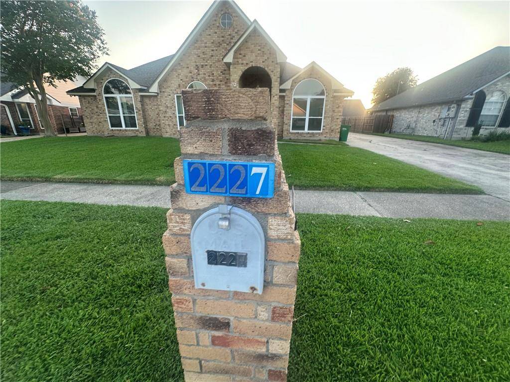 La Place, LA 70068,2227 PINE VALLEY DR
