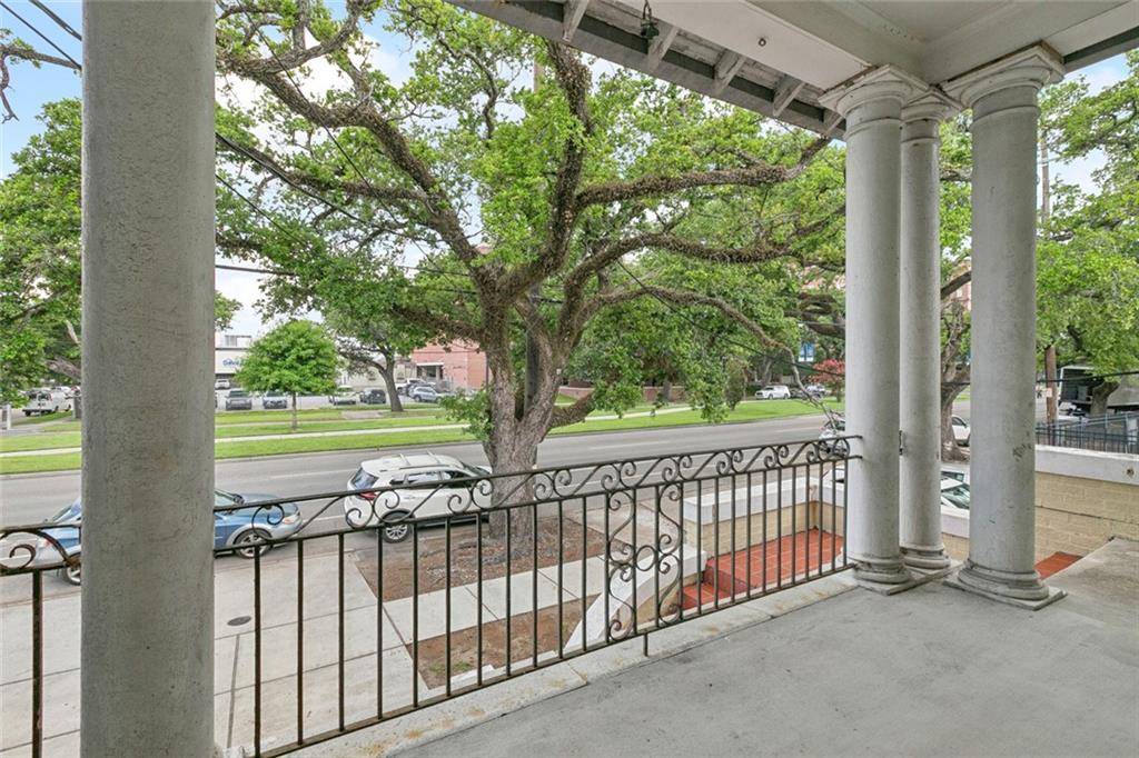 New Orleans, LA 70115,2605 NAPOLEON AVE