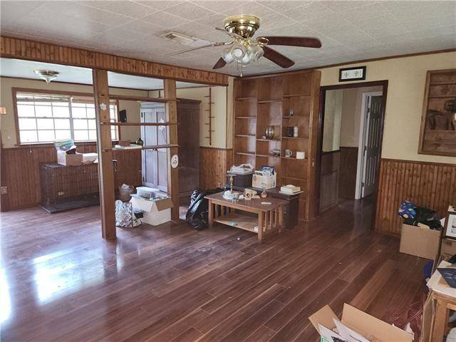 Robert, LA 70454,23247 E HWY 190 HWY
