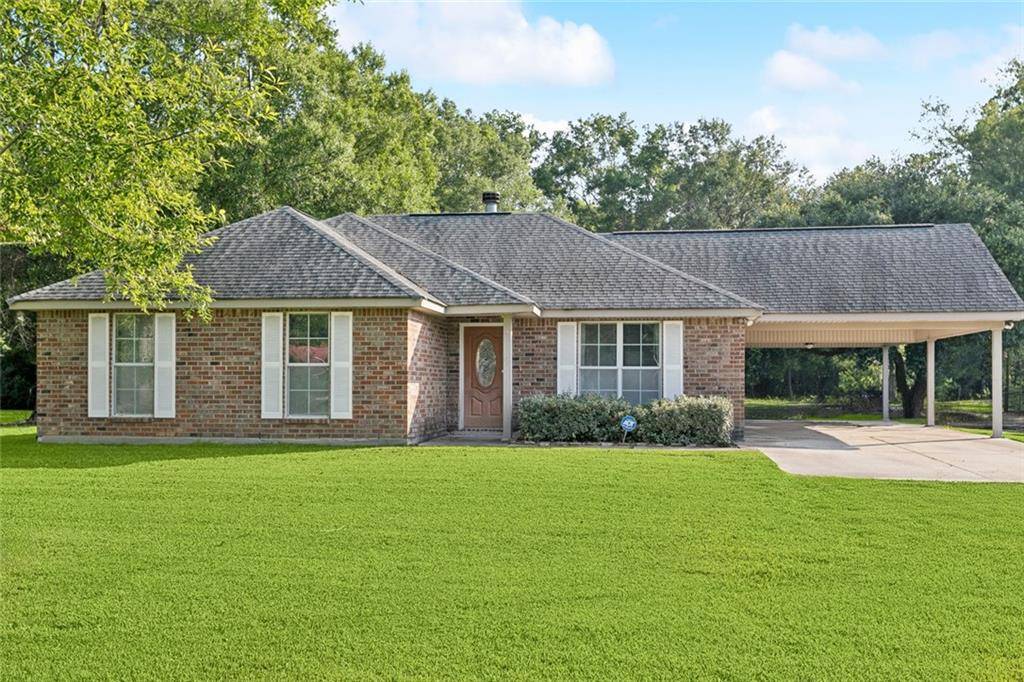 Slidell, LA 70460,116 BAYOU PAQUET ST