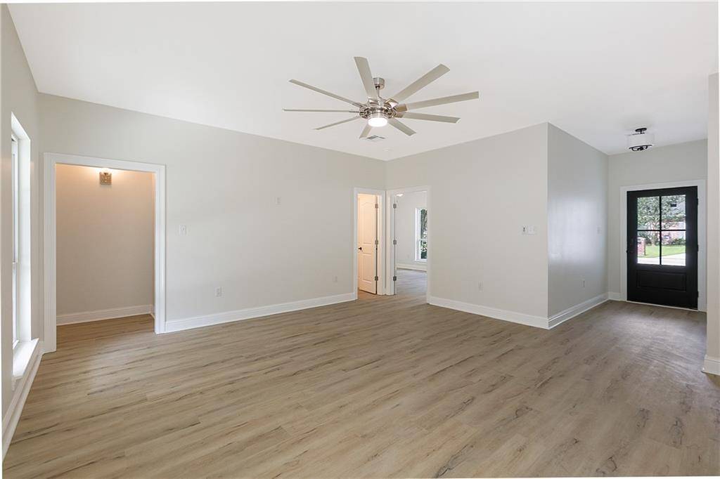 Ponchatoula, LA 70454,40088 CASSIDY LN