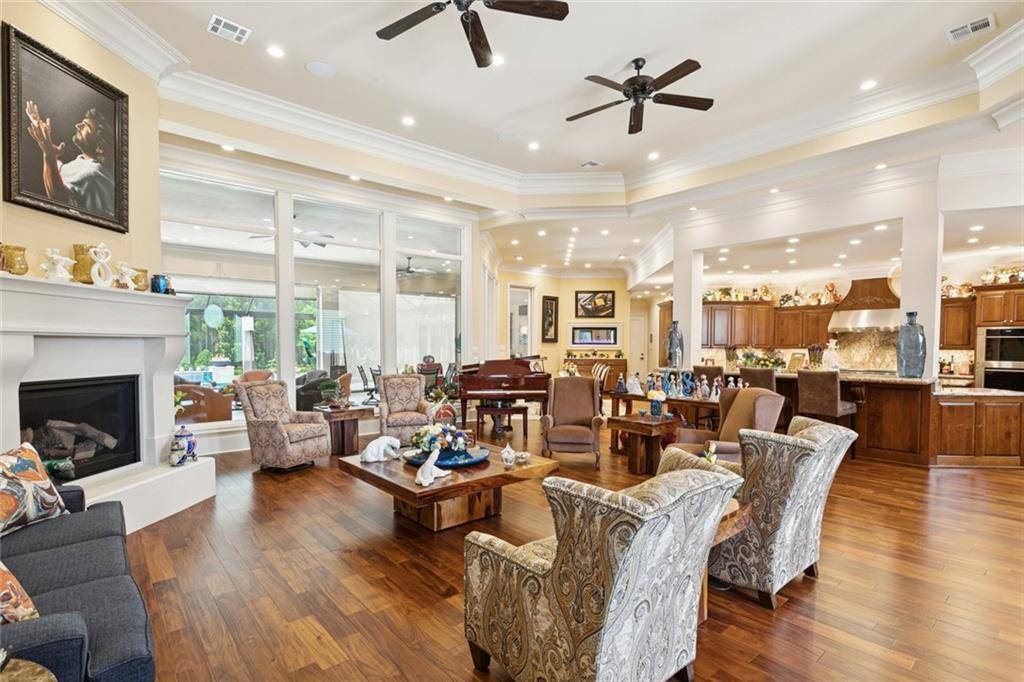 Madisonville, LA 70447,500 OAK TREE CT