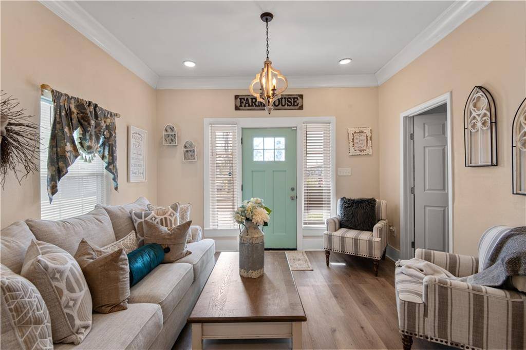 Marrero, LA 70072,7412 CLAREMONT DR