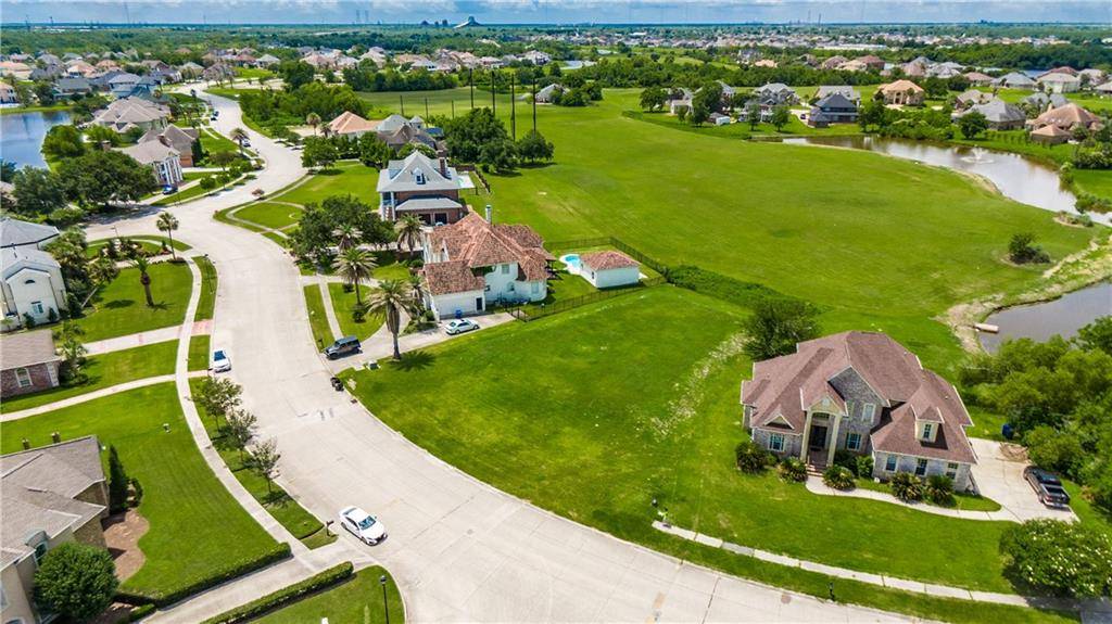New Orleans, LA 70128,6021 EASTOVER DR