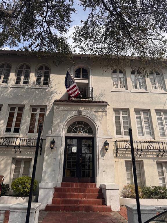 New Orleans, LA 70115,1507 NAPOLEON AVE #103