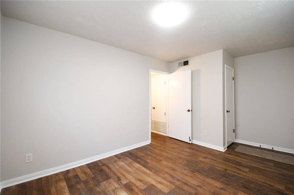 Metairie, LA 70001,4427 CALUMET ST