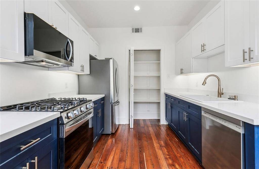 New Orleans, LA 70118,914 DANTE ST #101