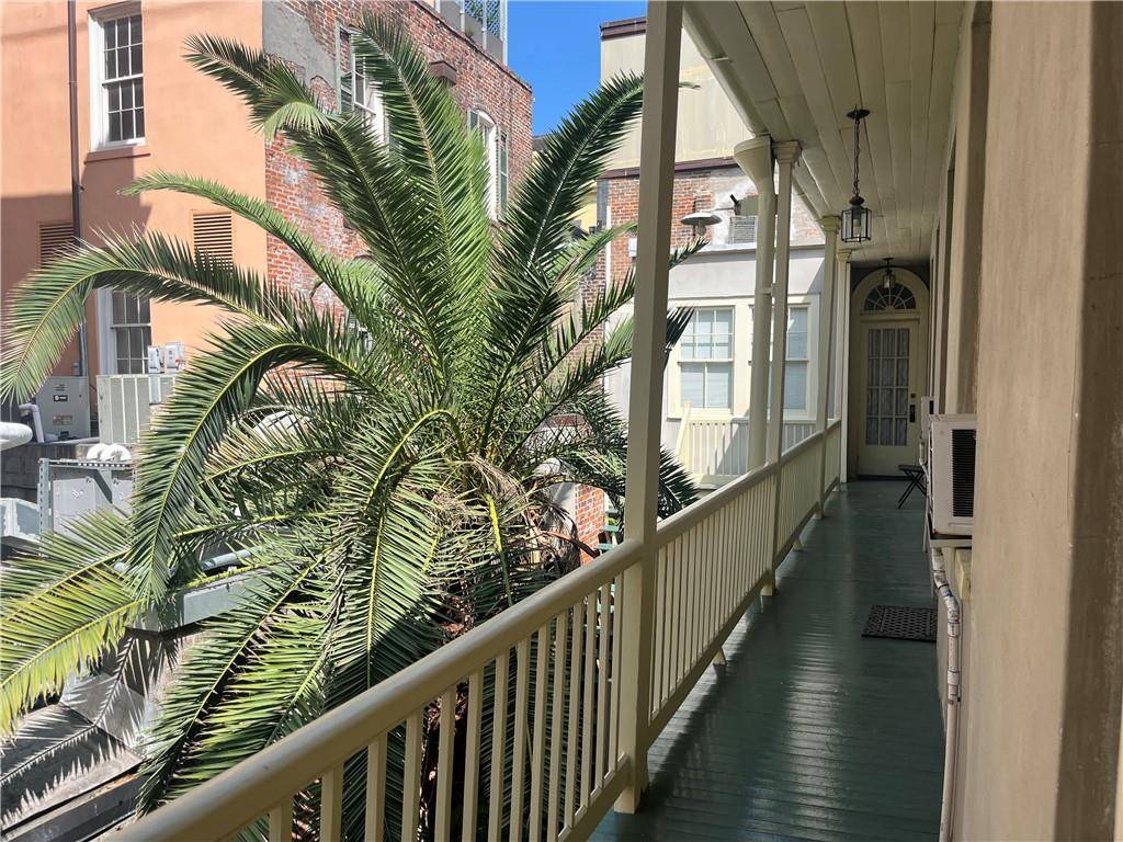 New Orleans, LA 70130,322 ROYAL ST #C