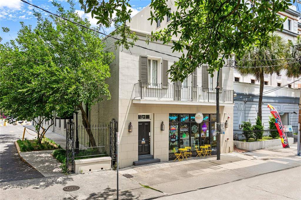 New Orleans, LA 70116,427 ESPLANADE AVE #106