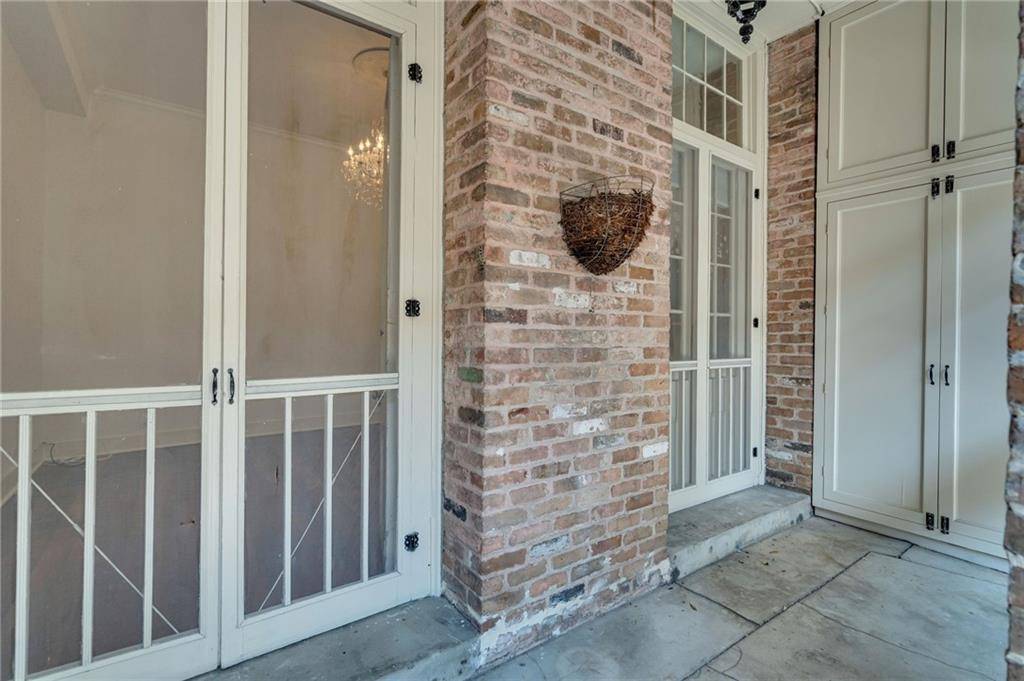New Orleans, LA 70116,526 MADISON ST #1B