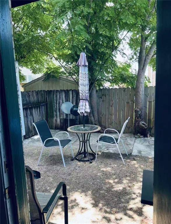 Metairie, LA 70006,4401 LEFKOE ST