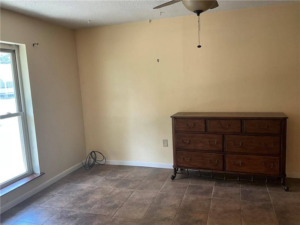 Slidell, LA 70460,34121 LONGLEAF LN